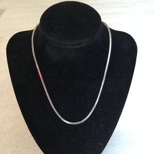 Vintage sterling silver herring bone necklace